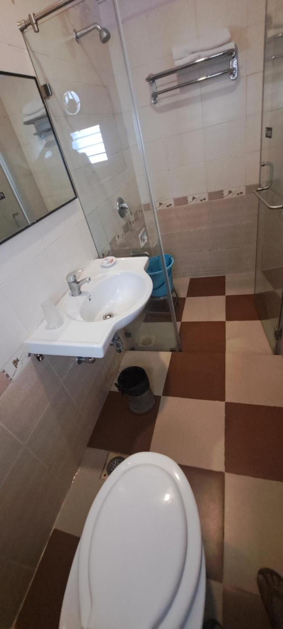 Hotel Swaroop Пюн Екстериор снимка