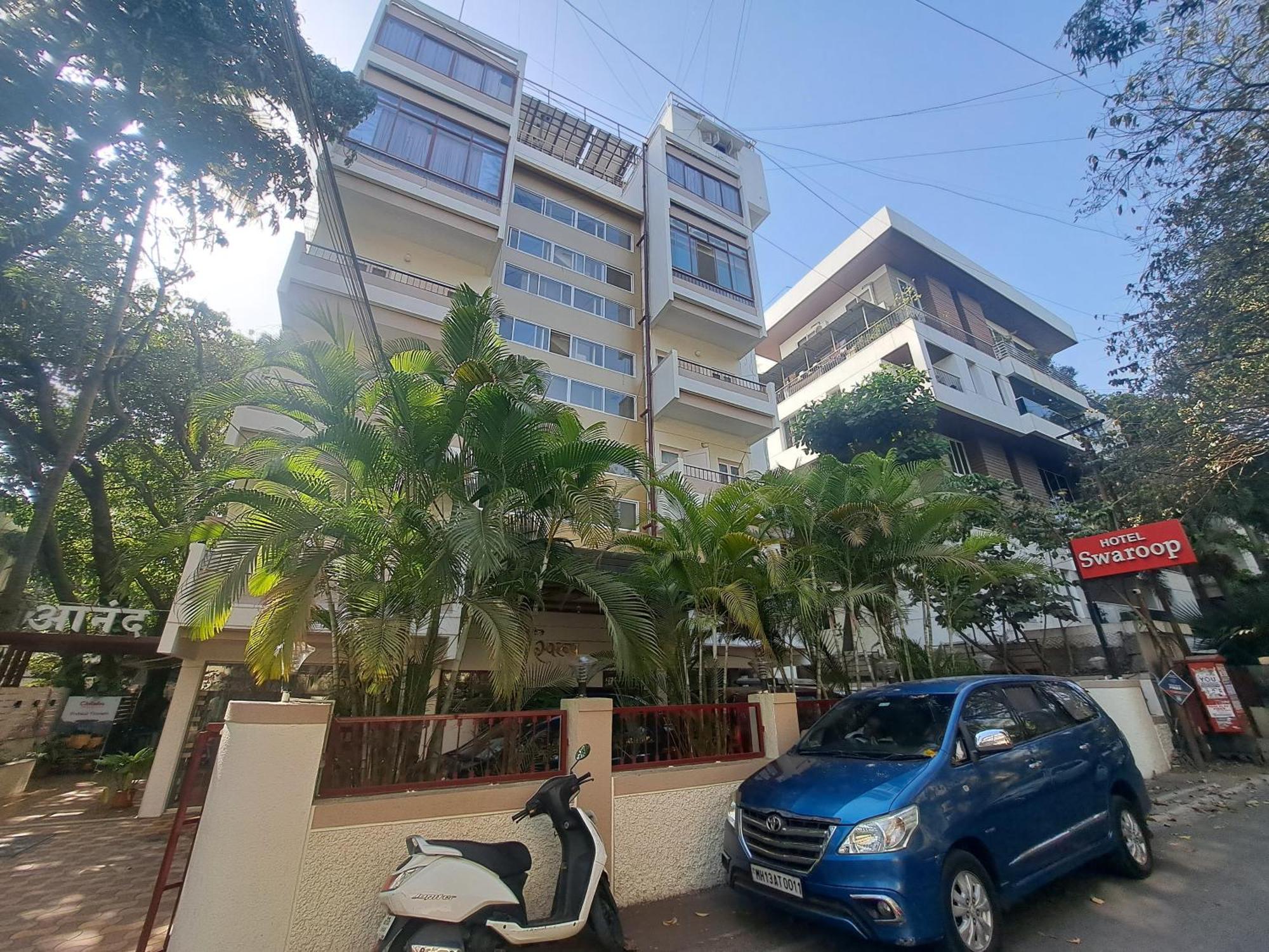 Hotel Swaroop Пюн Екстериор снимка
