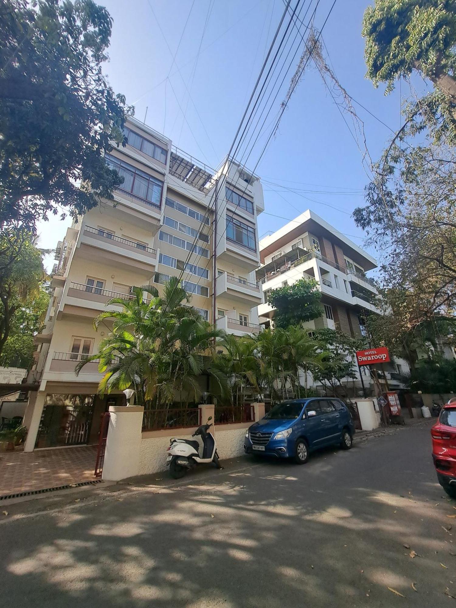 Hotel Swaroop Пюн Екстериор снимка