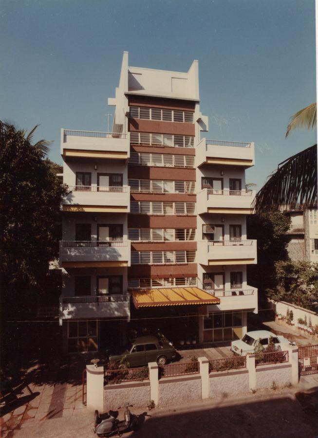 Hotel Swaroop Пюн Екстериор снимка